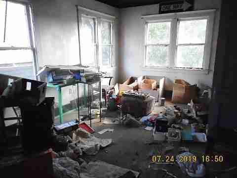 6045 Larkins (37)(1)_m.jpg